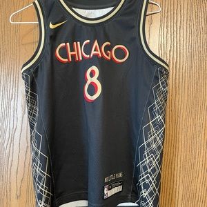 Youth Chicago Bulls basketball jersey size Medium